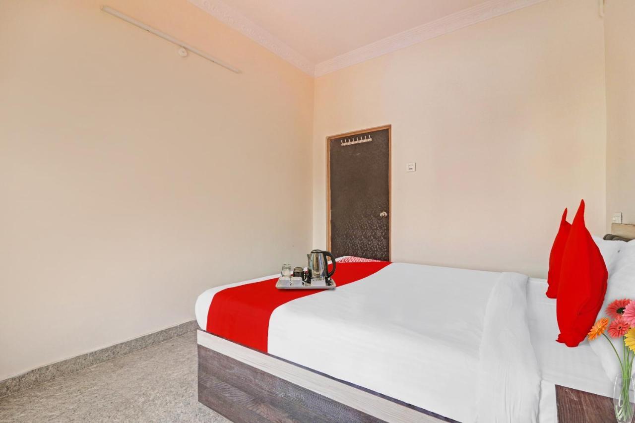 Hotel O Gs International Near Anu Wine Shop Shamshabad Exterior photo